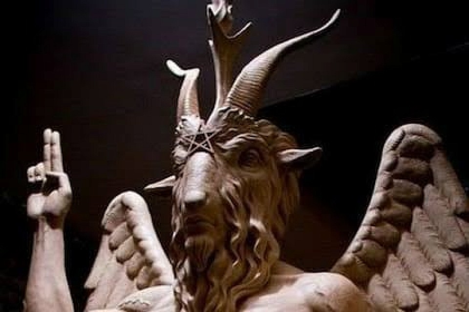 pacto com lúcifer, pacto com belzebu, pacto com maioral